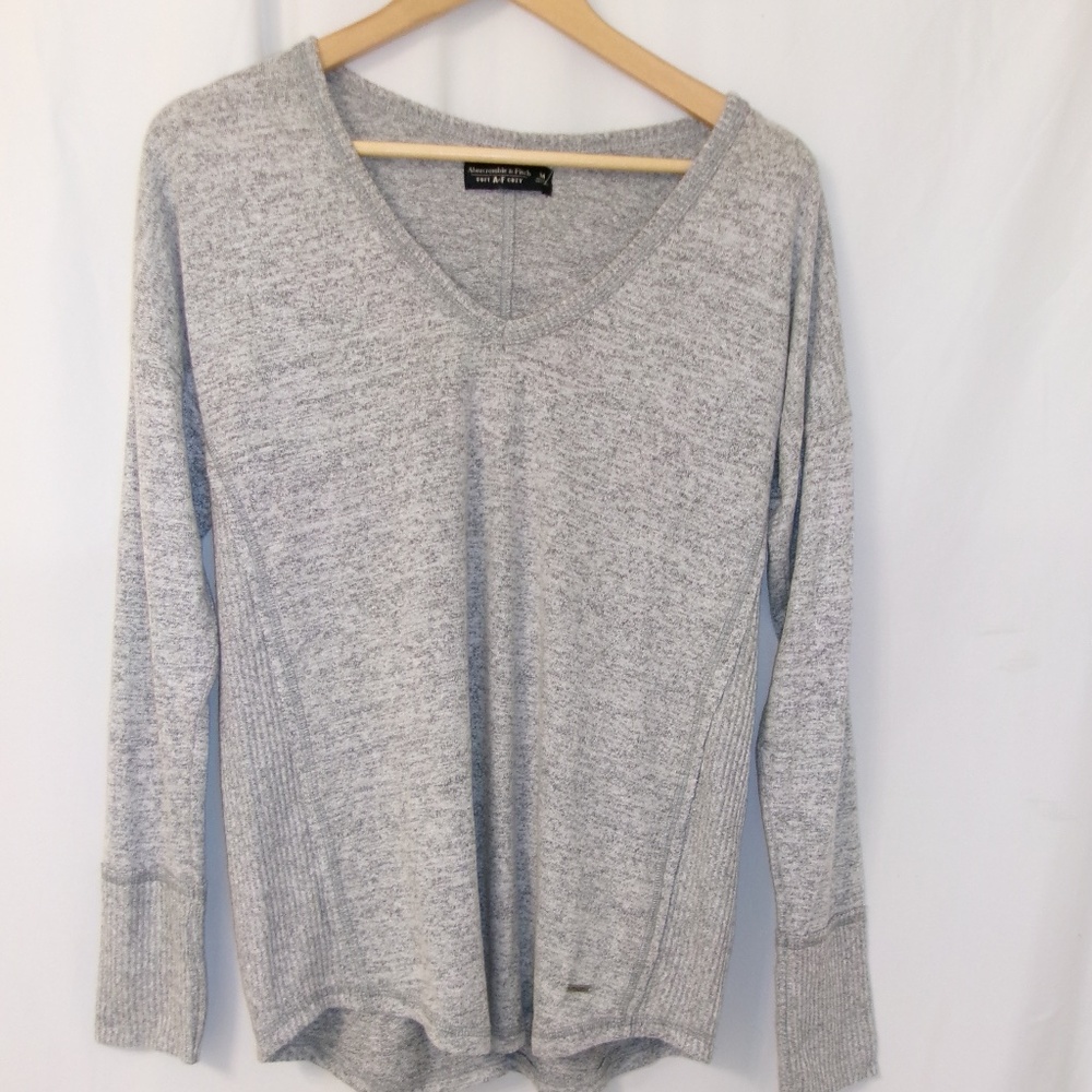 Abercrombie & Fitch Cozy V-Neck Long Sleeve Tee